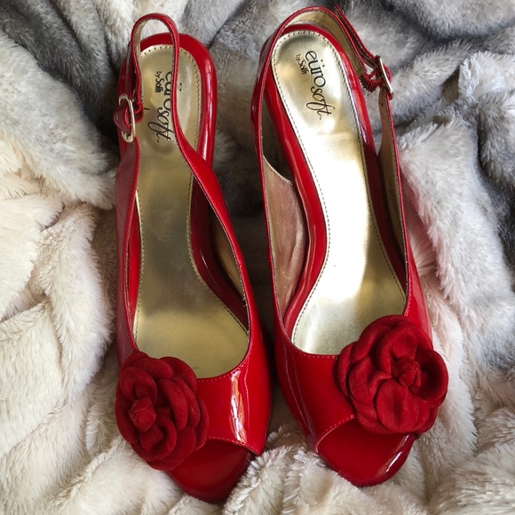 red sling-backs - Picture 2 of 5